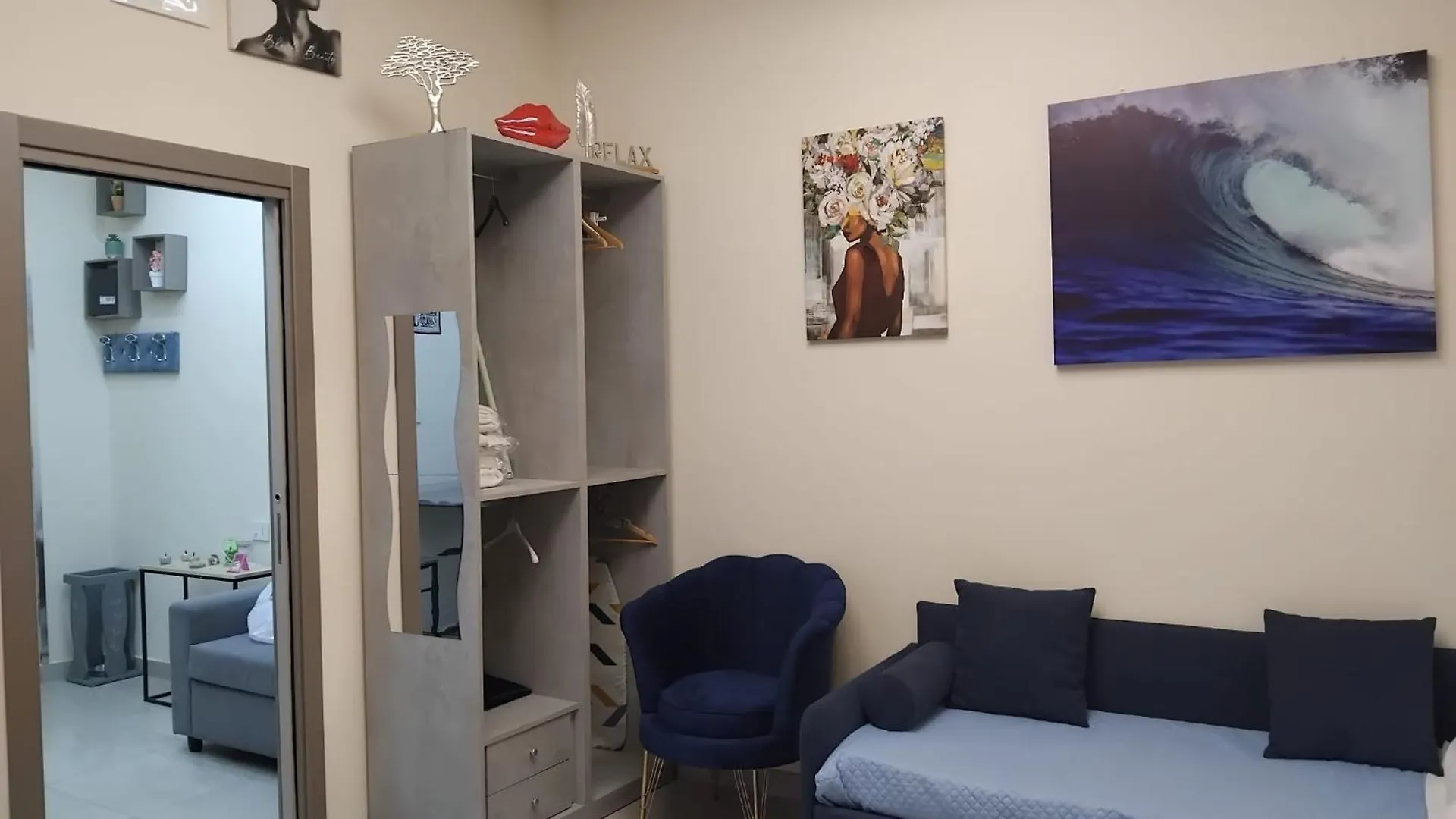 B&Bpiccololucio3 Naples Guest house